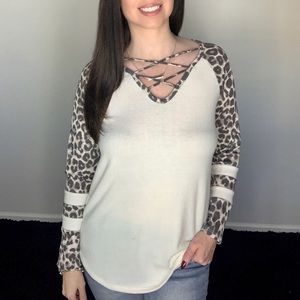 New leopard print raglan top
